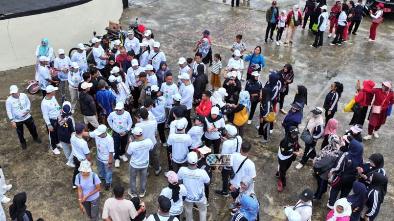 Peringati HKN Ke-61, Bupati dan Wabup Mura Ikuti Senam dan Jalan Sehat