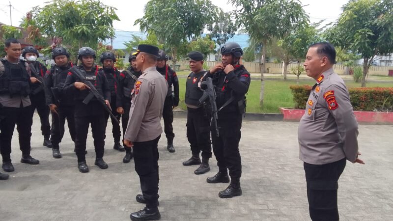 Brimob, Dit Samapta Polda Sumut dan Polres Pelabuhan Belawan, Gelar Patroli Gabungan Cegah Kejahatan Jalanan