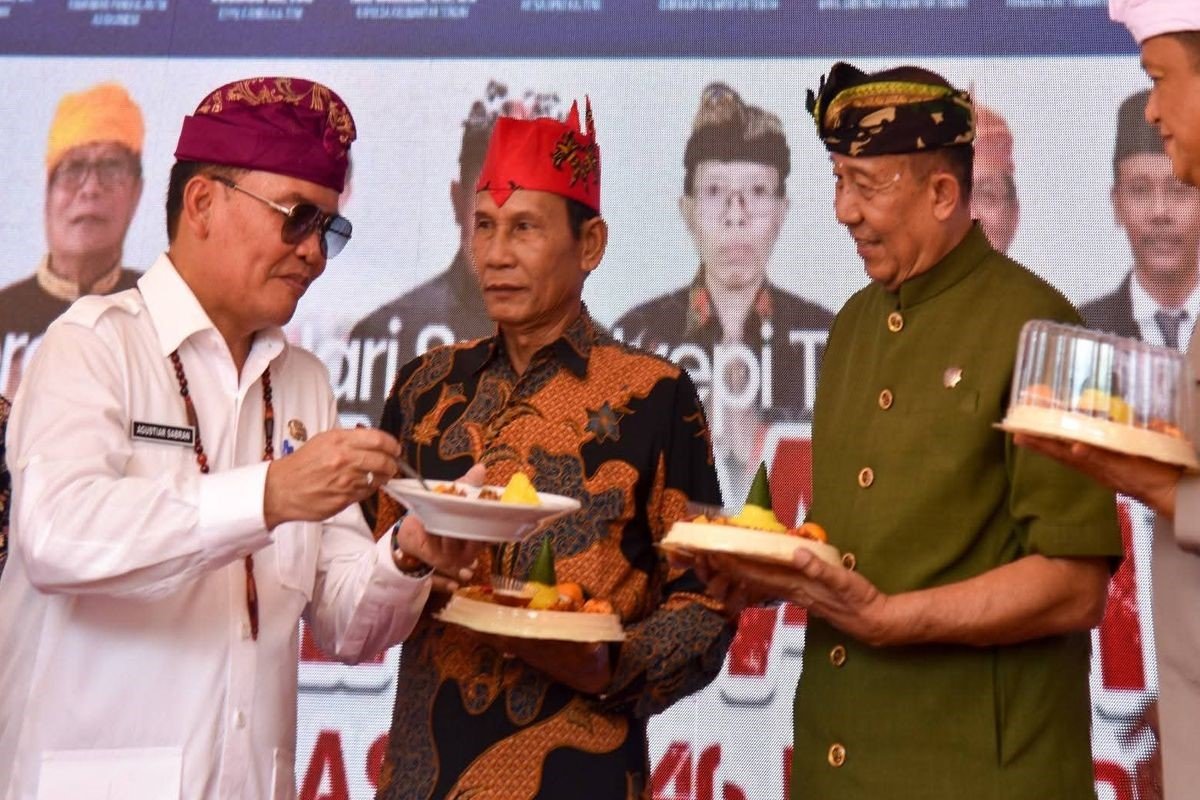Gubernur Agustiar Sabran Komitmen Hadirkan Pembangunan Berakar Nilai Budaya