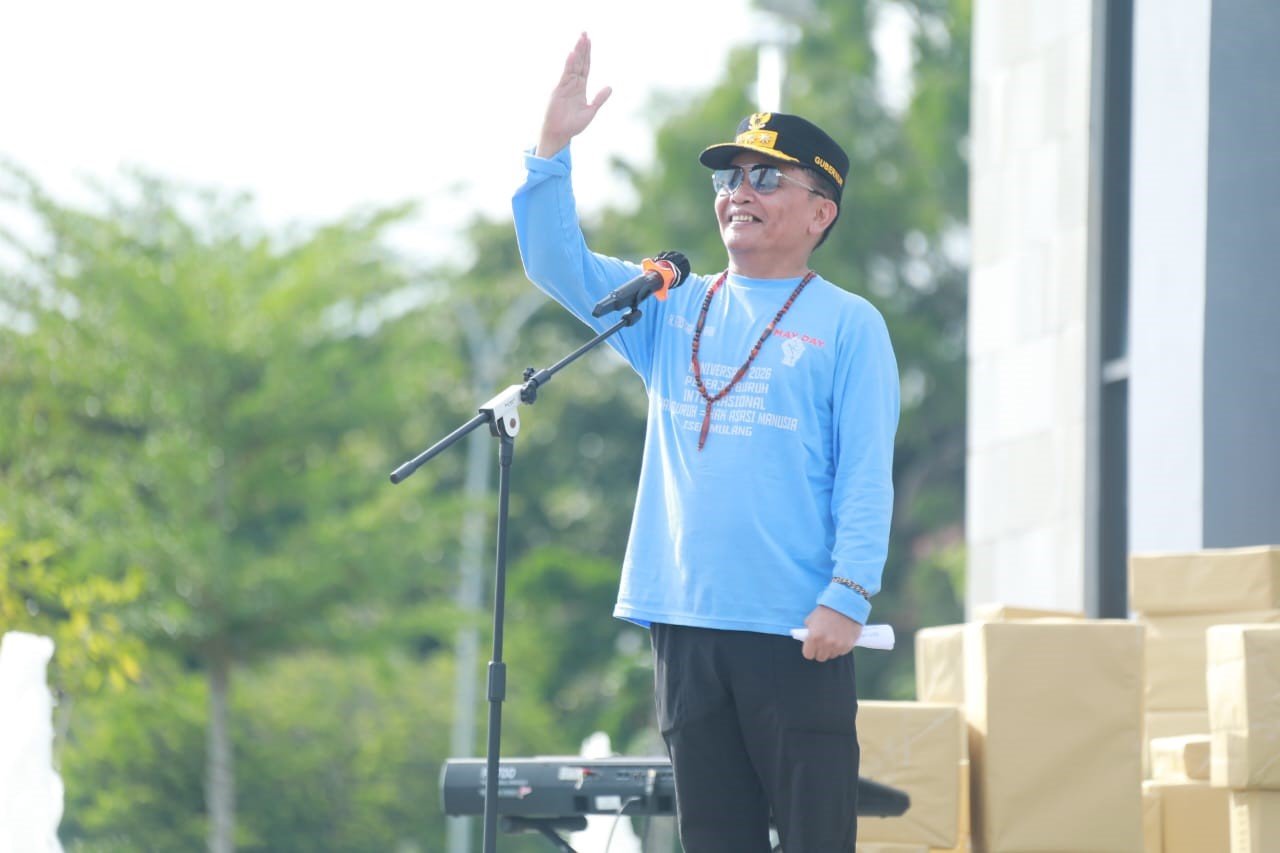 Gubernur Kalteng Hadiri Peringatan Hari Buruh Internasional 2026, Tekankan Harmoni Hubungan Industrial