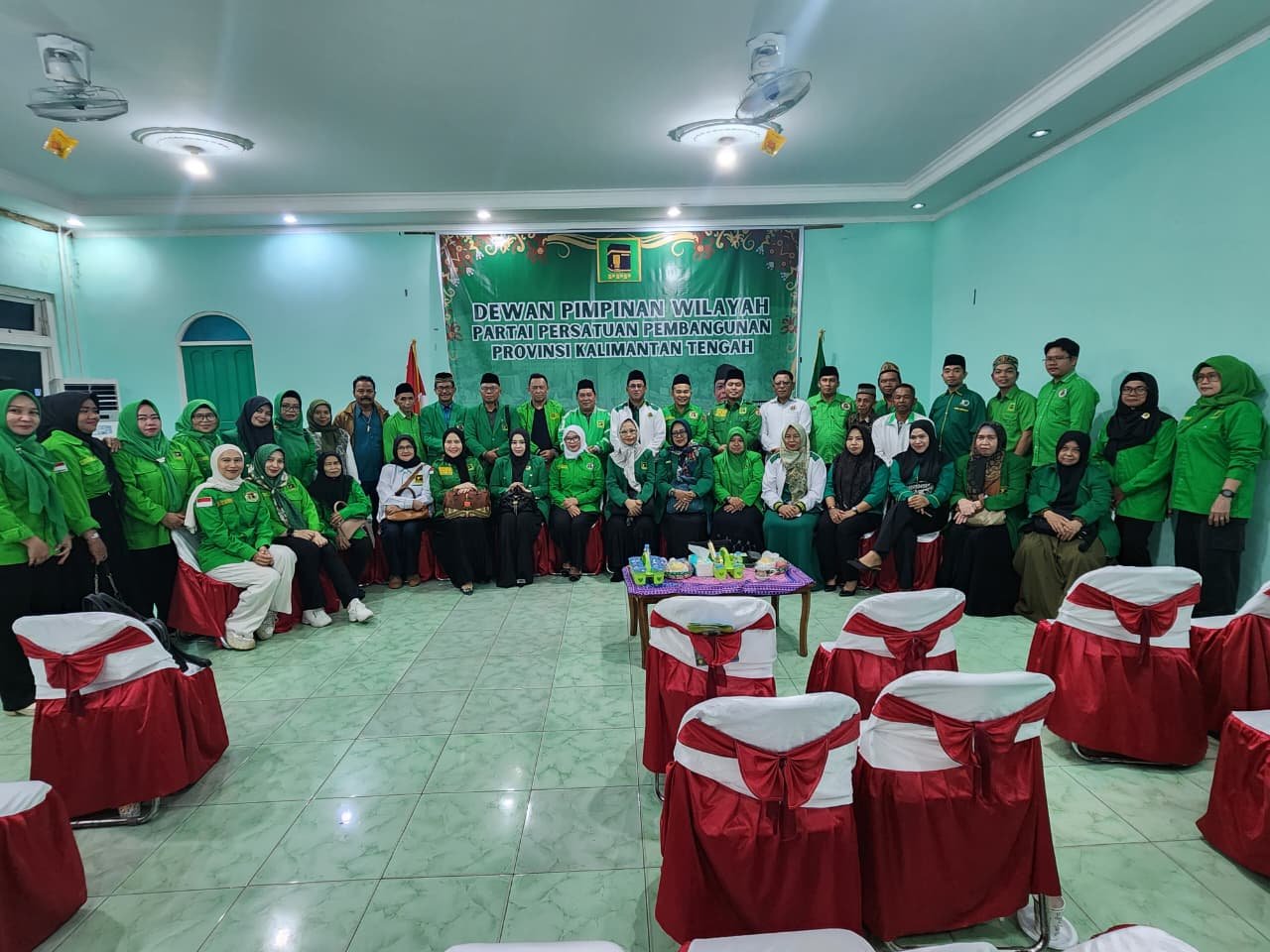 Penyerahan SK DPC PPP se-Kalteng Momentum Perkuat Konsolidasi Organisasi